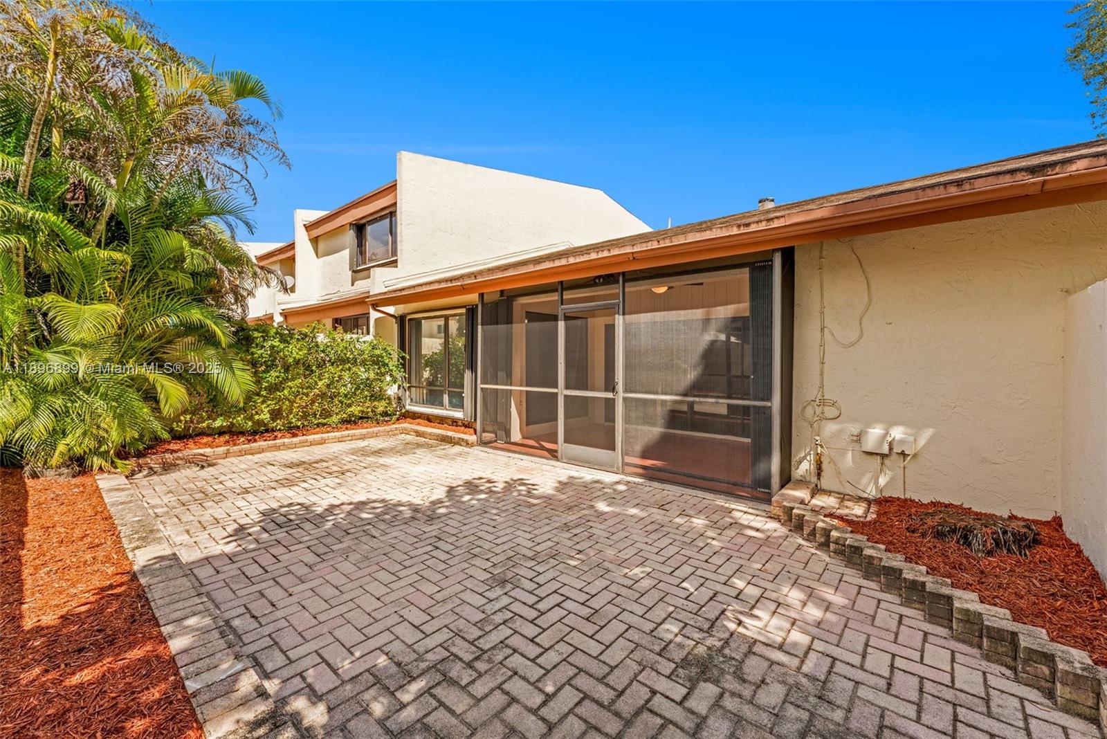 SUNSET KENDALL VILLAS - Residential Lease