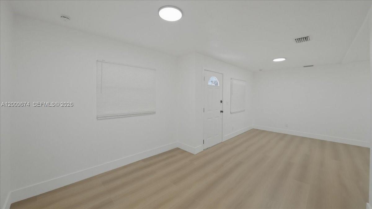RIDGEWAY - Residential