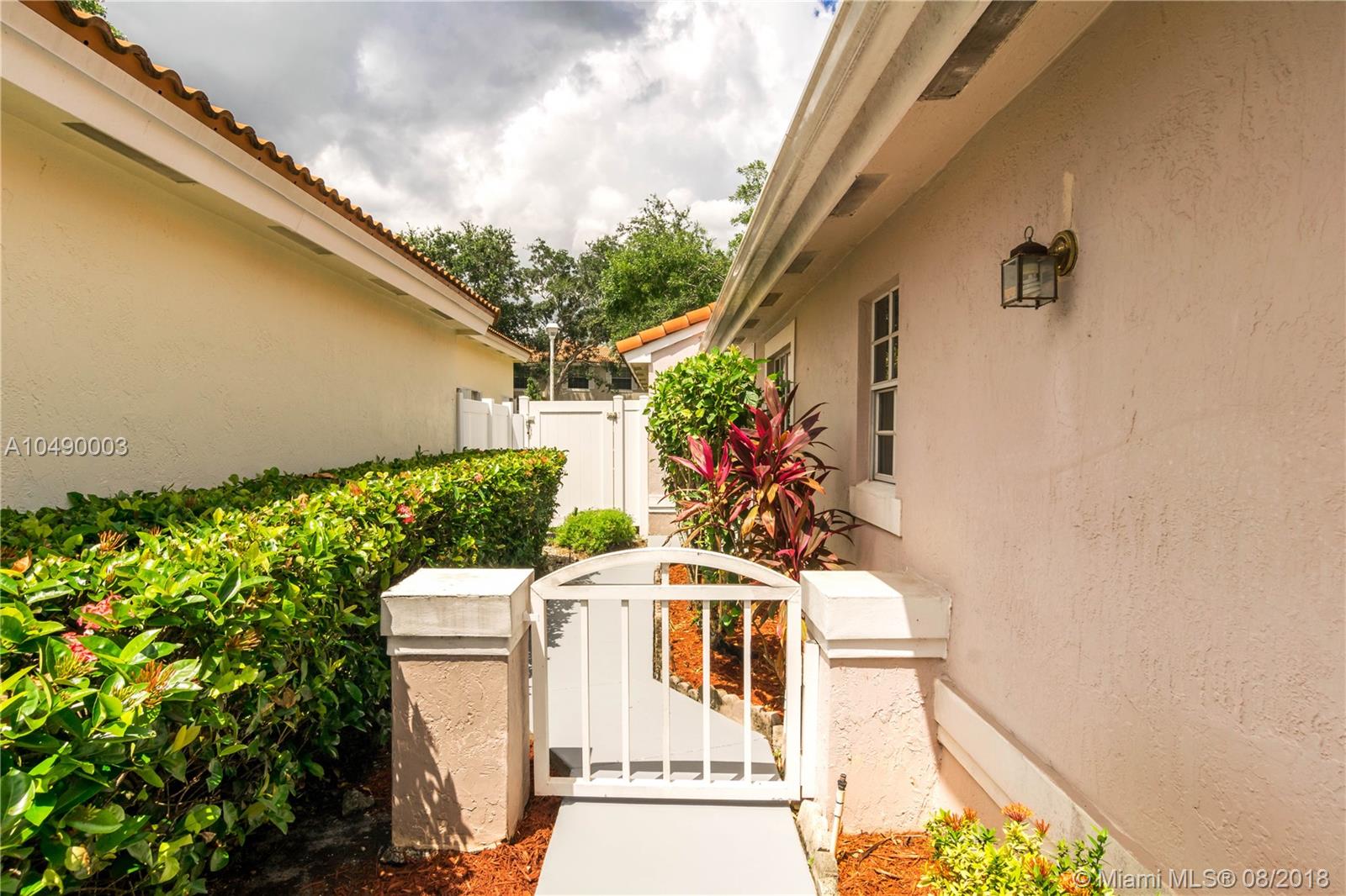 Emerald Isle - Residential