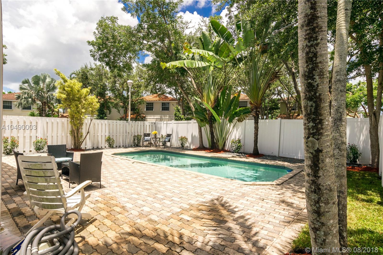 Emerald Isle - Residential