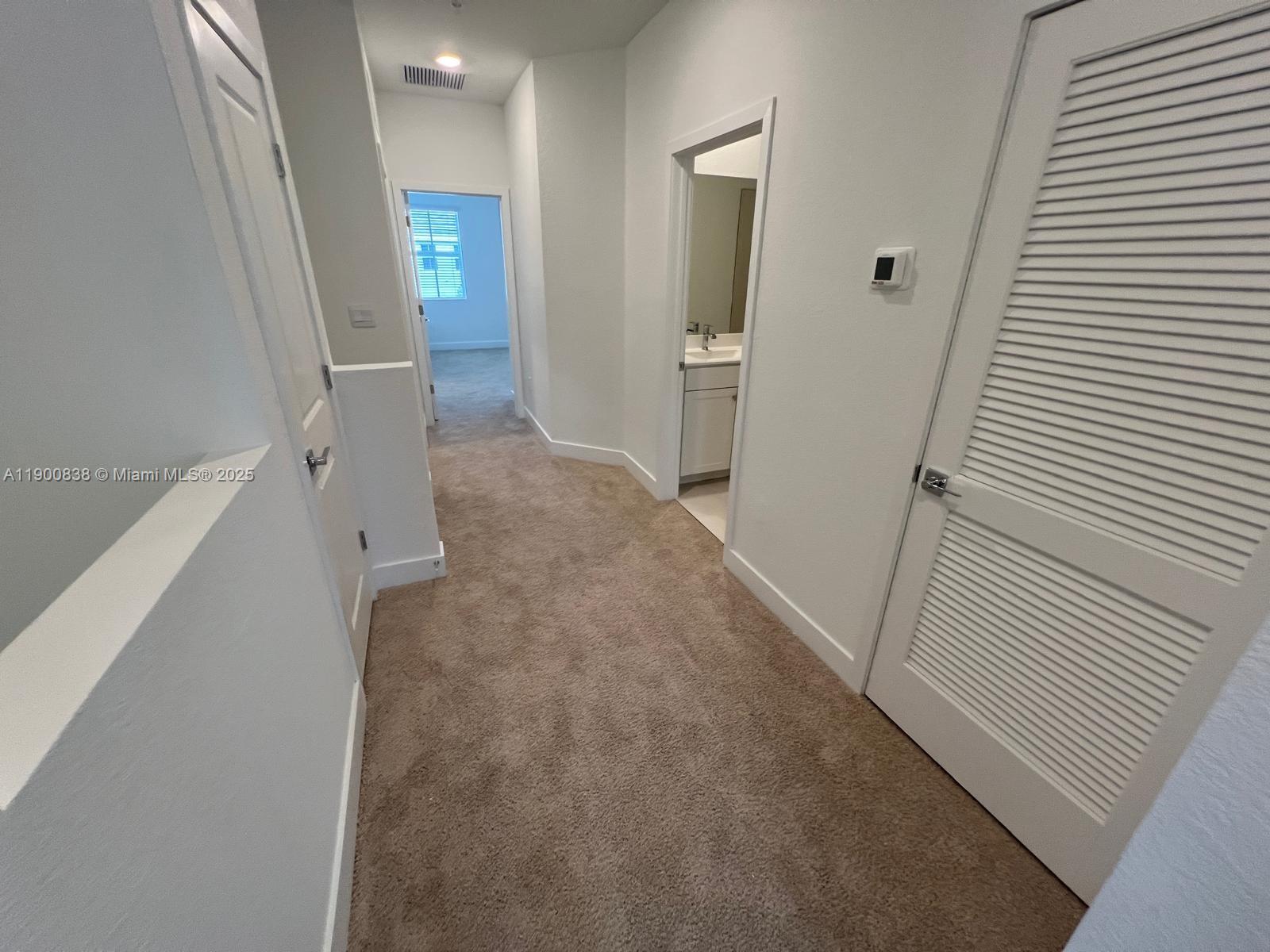 MERRICK SQUARE - Residential Lease