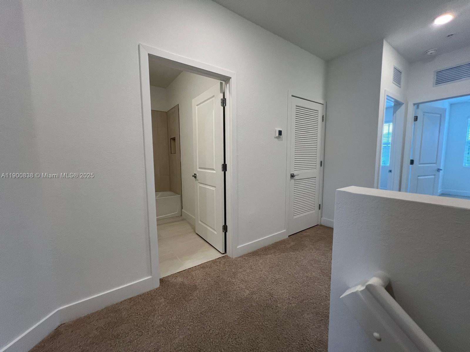 MERRICK SQUARE - Residential Lease