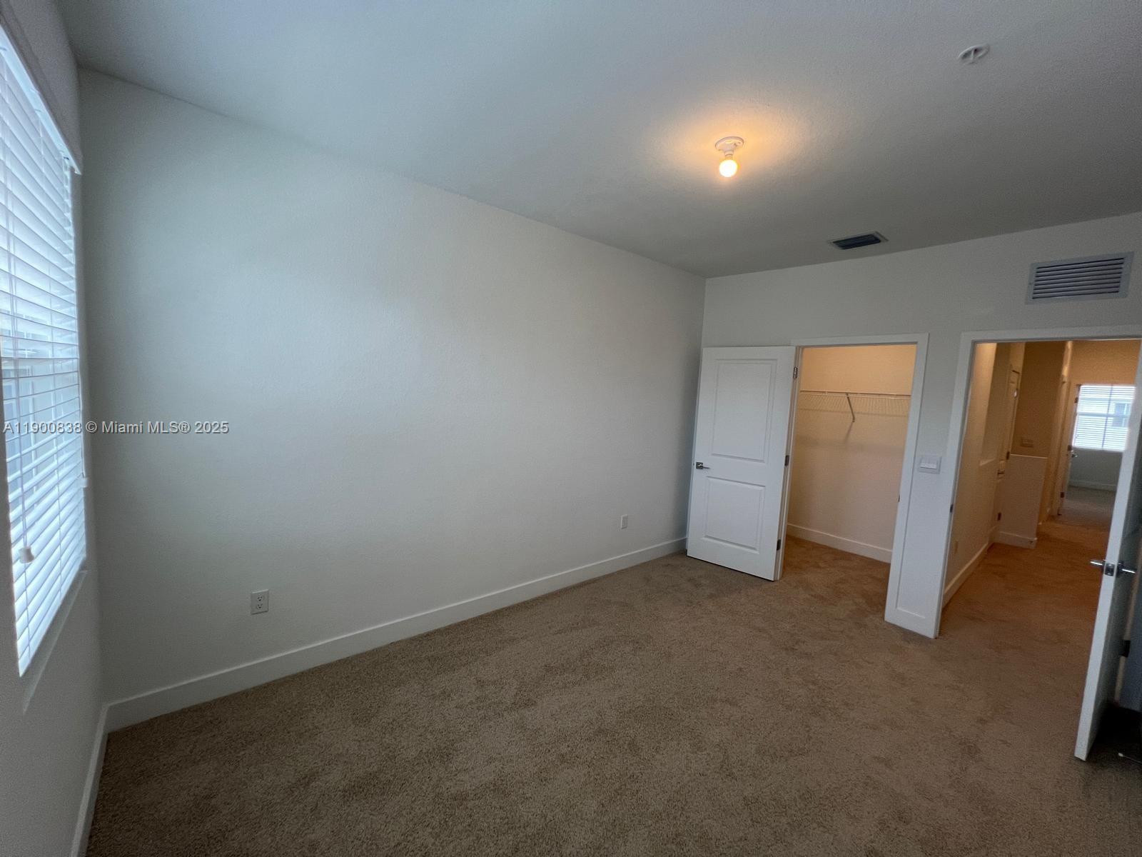 MERRICK SQUARE - Residential Lease