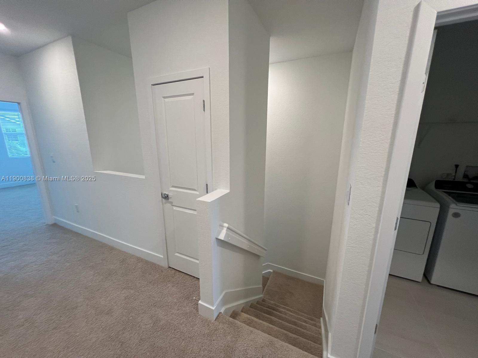 MERRICK SQUARE - Residential Lease