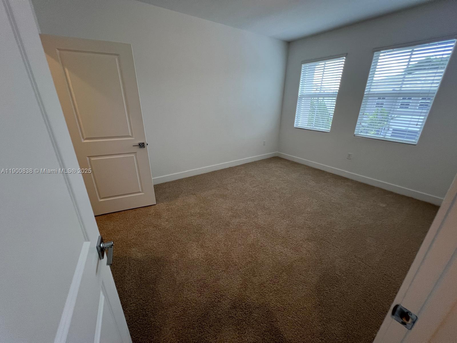 MERRICK SQUARE - Residential Lease