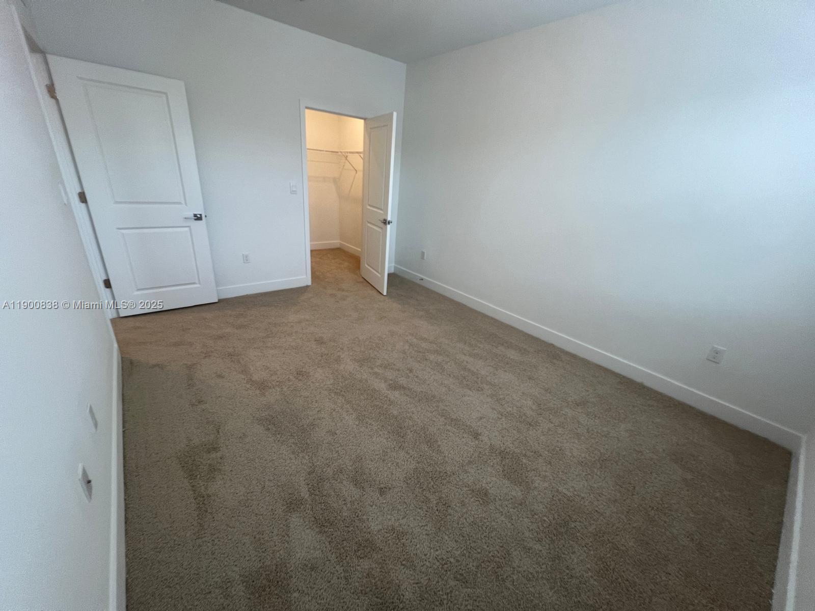 MERRICK SQUARE - Residential Lease