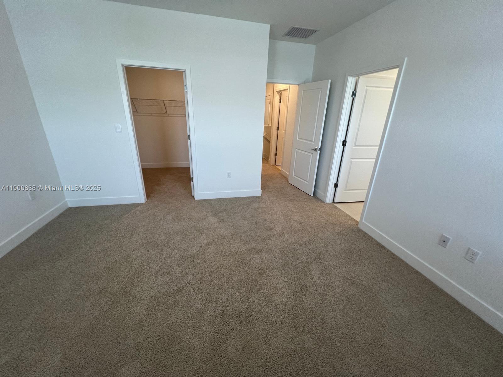 MERRICK SQUARE - Residential Lease