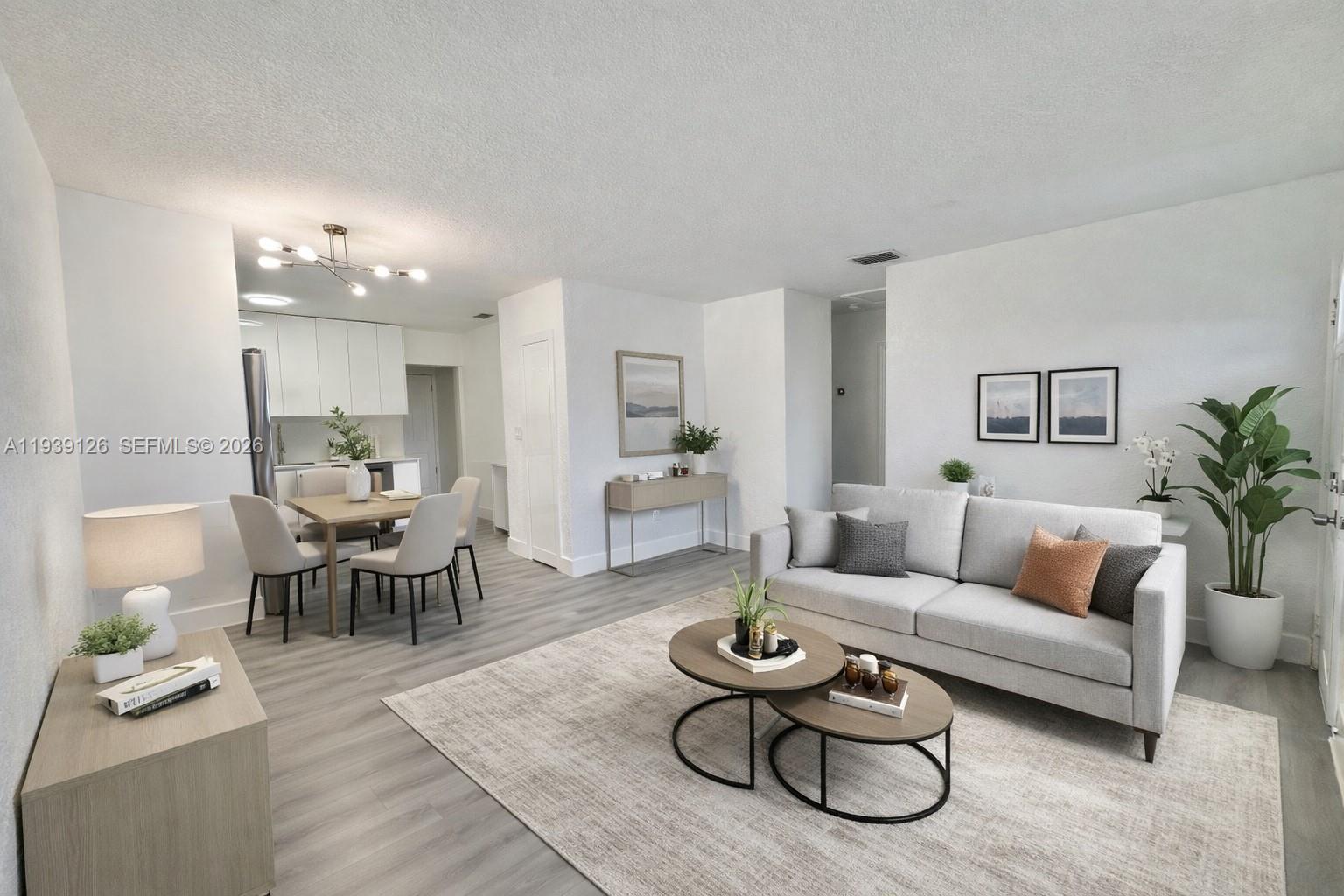 LOPEZ & GONZALEZ PLAZA - Residential Lease