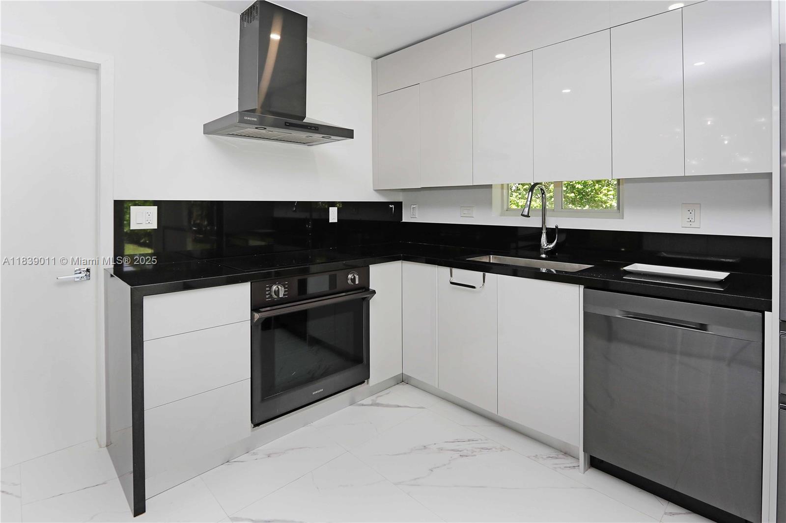 CORONADO HARBOR - Residential Lease