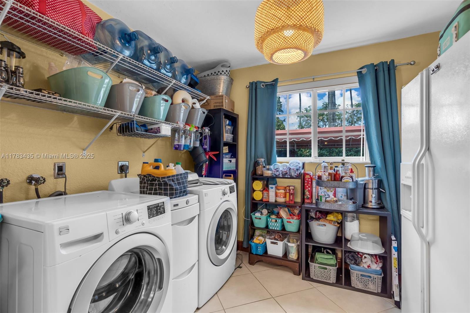 1.08 ACRE farmhouse - Residential