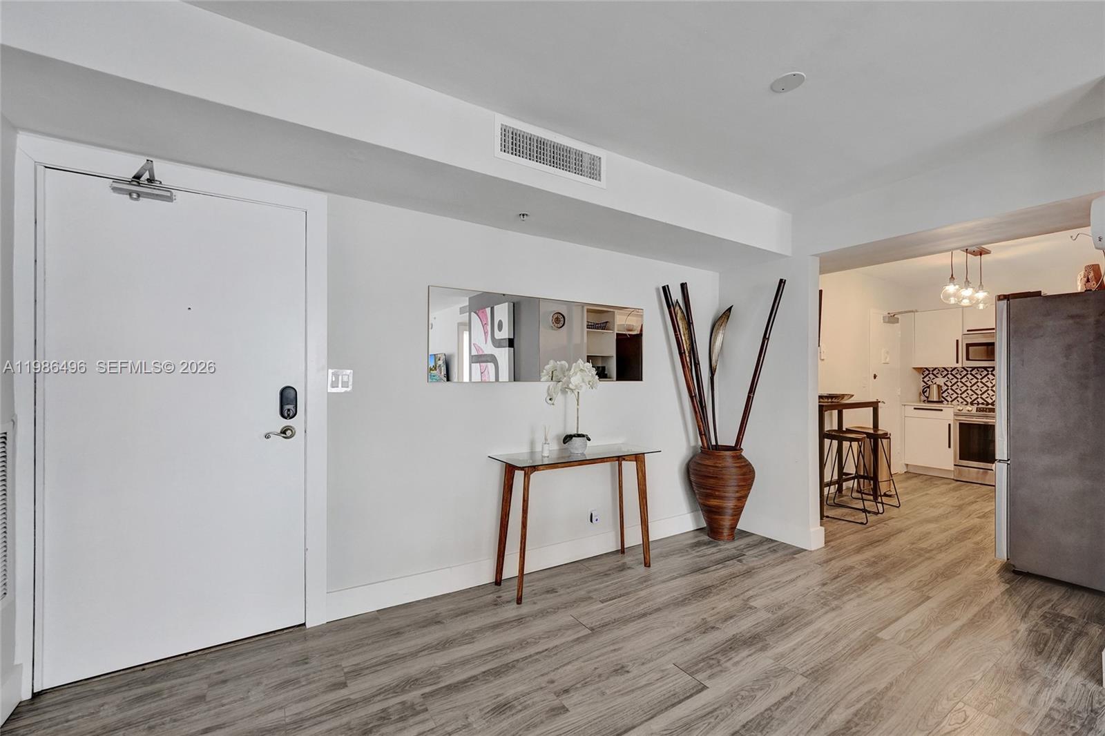 9195 Collins Ave 1109