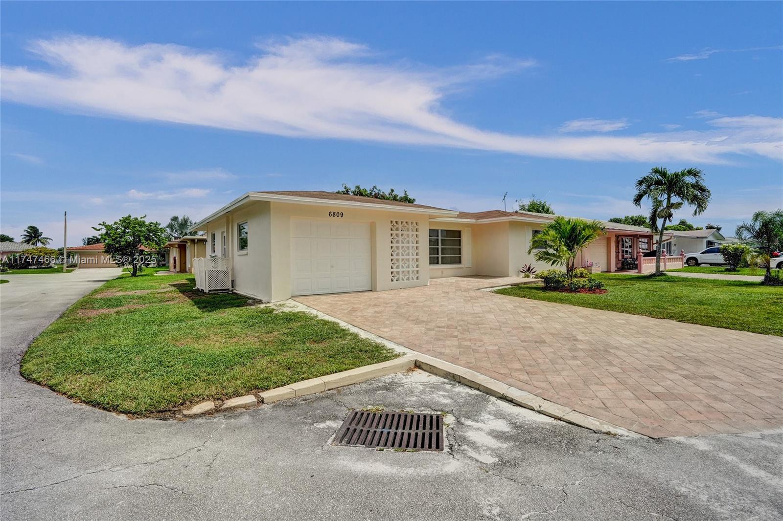 6809 NW 58th St