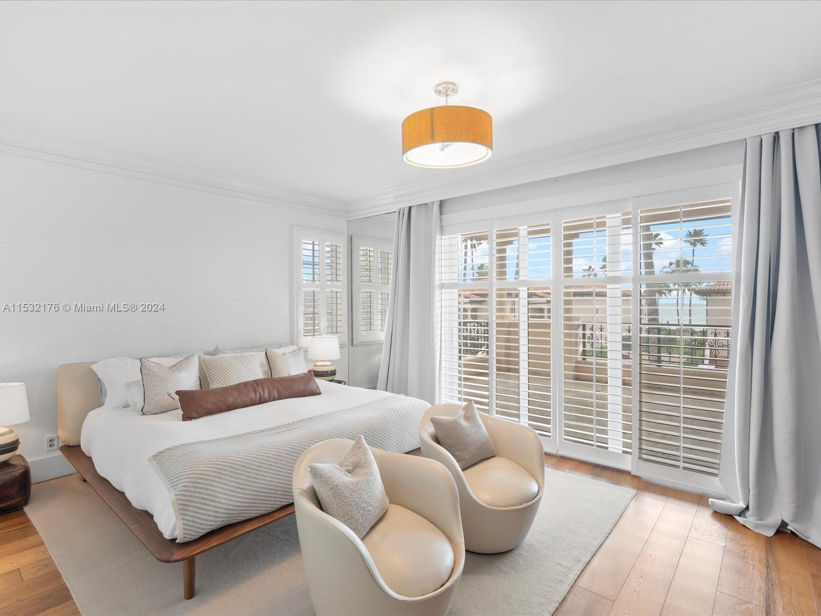 SEASIDE CONDO - Residential