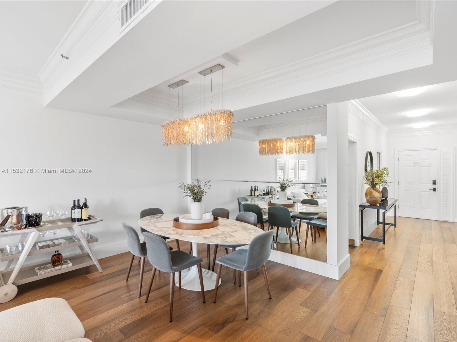 SEASIDE CONDO - Residential