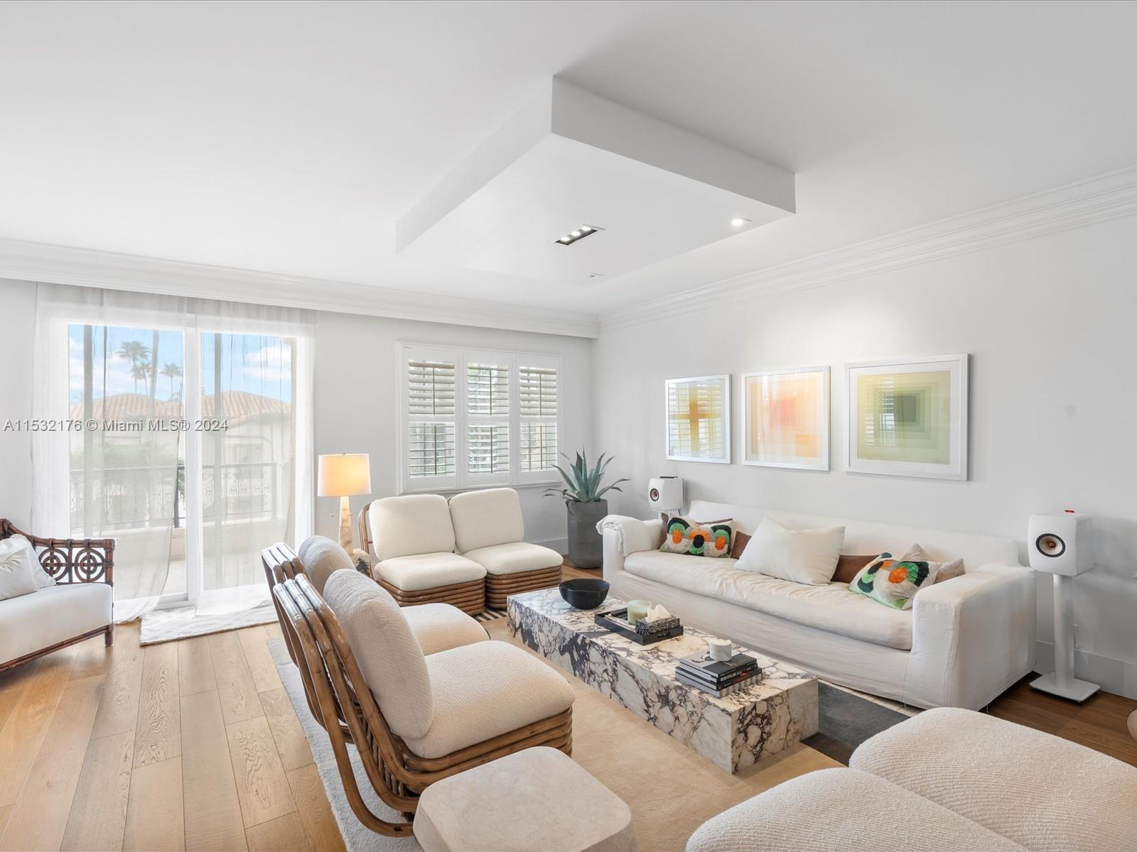SEASIDE CONDO - Residential