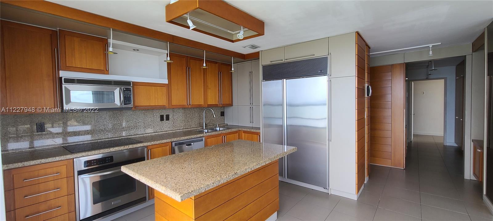 CHARTER CLUB CONDO - Residential Lease