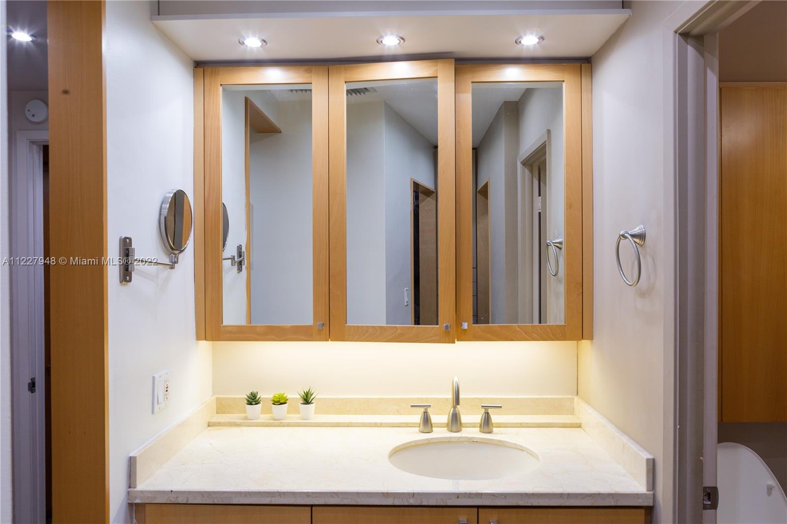 CHARTER CLUB CONDO - Residential Lease