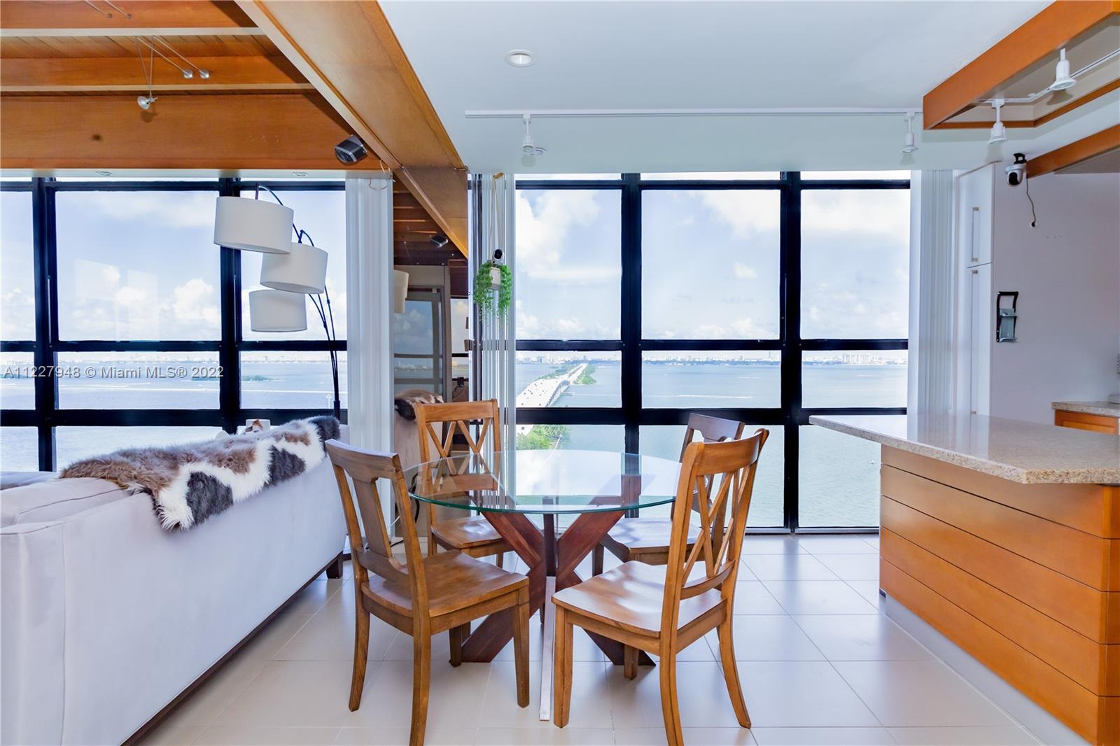 CHARTER CLUB CONDO - Residential Lease