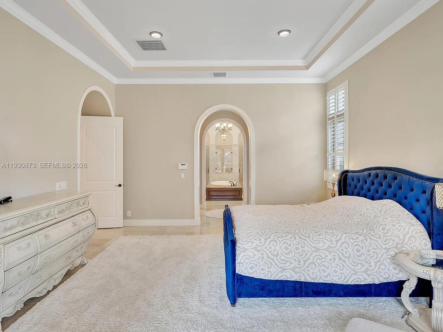 PARKLAND GOLF AND COUNTRY - Residential