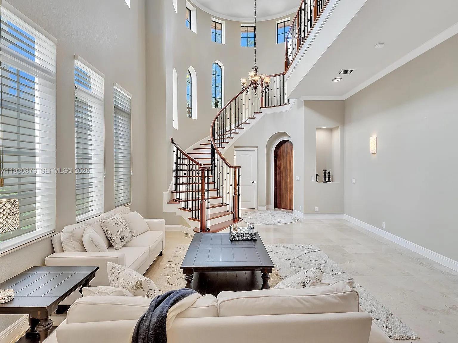 PARKLAND GOLF AND COUNTRY - Residential