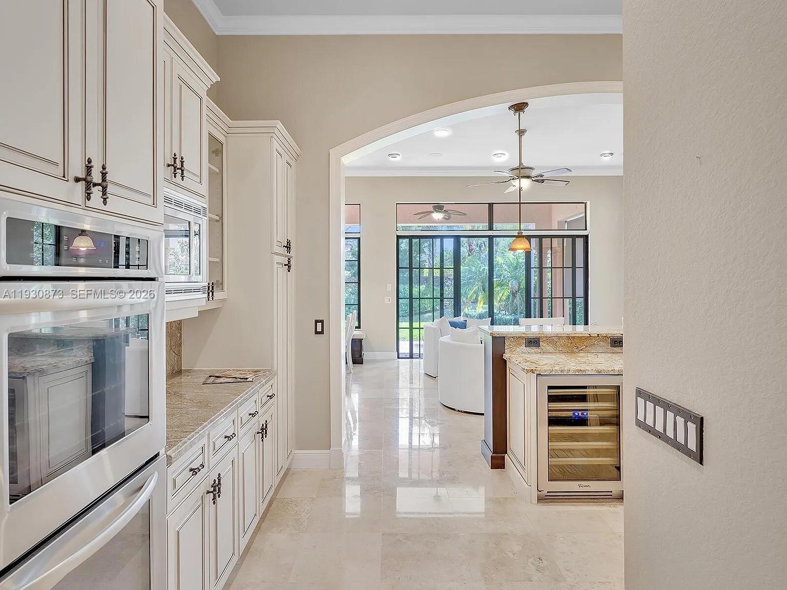 PARKLAND GOLF AND COUNTRY - Residential