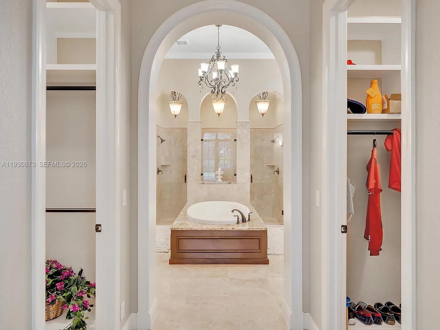 PARKLAND GOLF AND COUNTRY - Residential