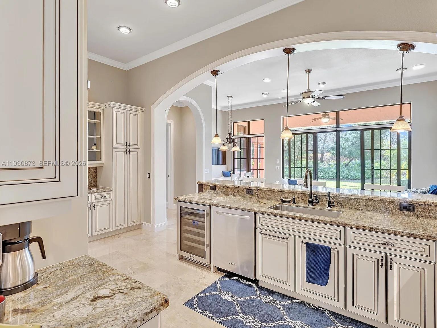 PARKLAND GOLF AND COUNTRY - Residential