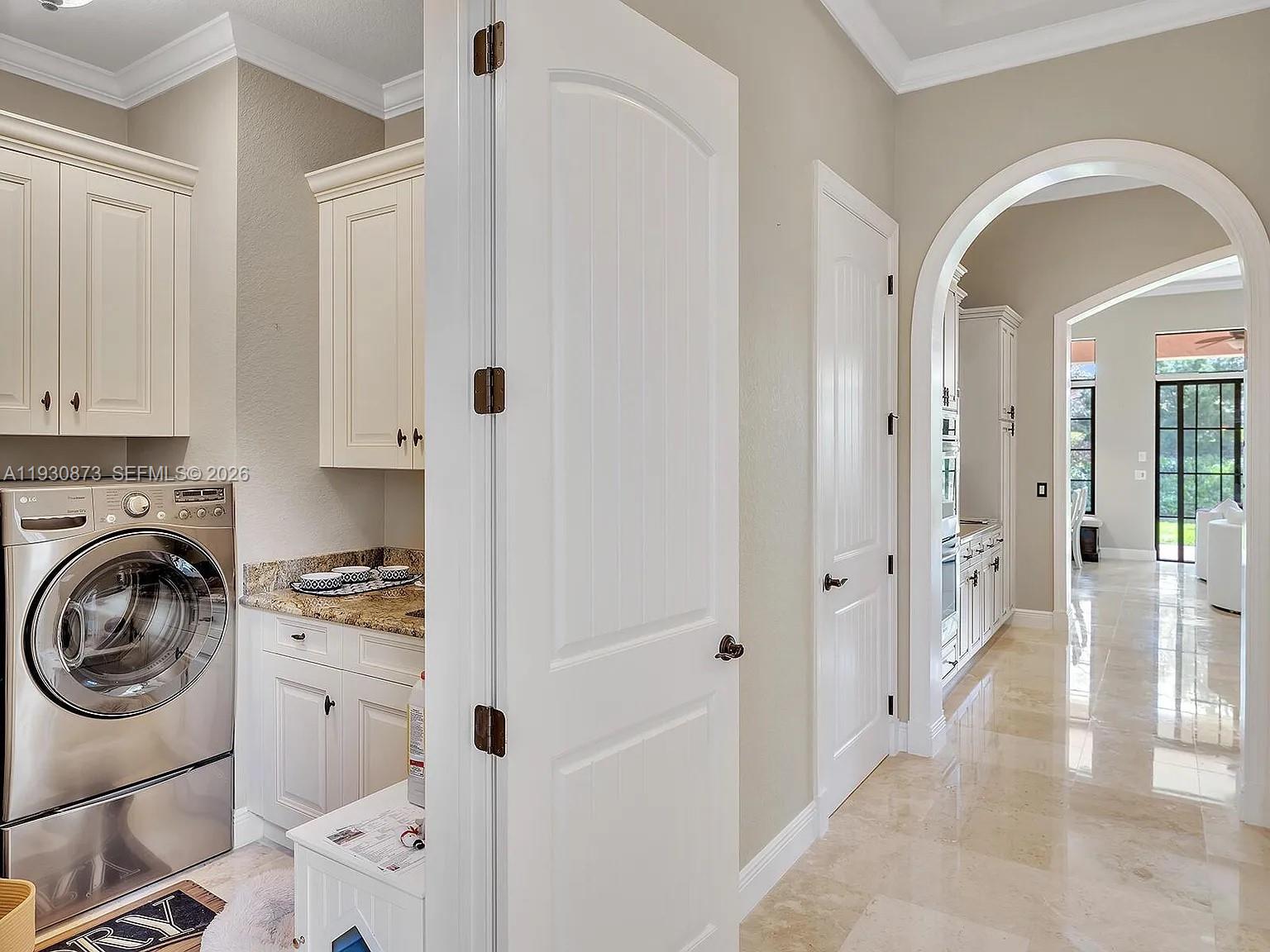 PARKLAND GOLF AND COUNTRY - Residential