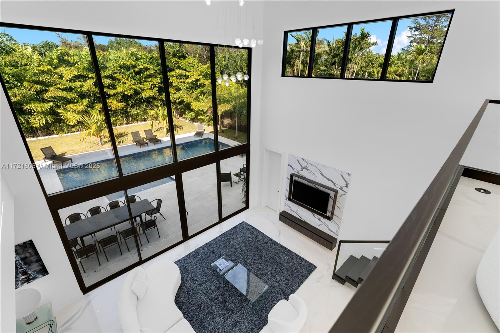 MITCHELL MANOR EXTEN - Residential