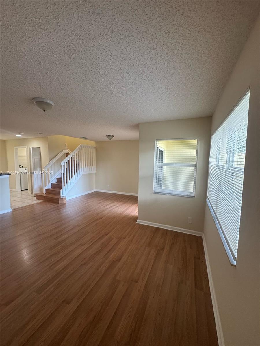 1211 Imperial Lake Rd /