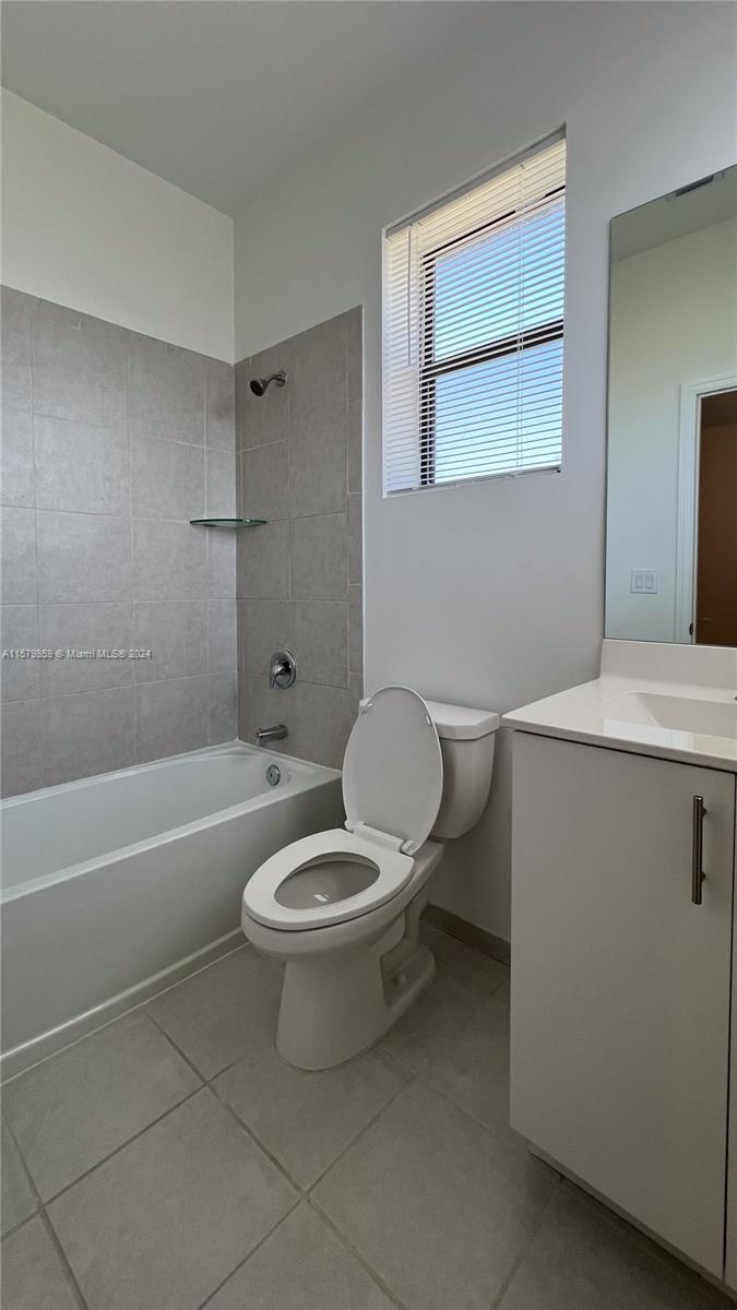 VIA VENTURA NEIGHBORHOOD - Residential Lease