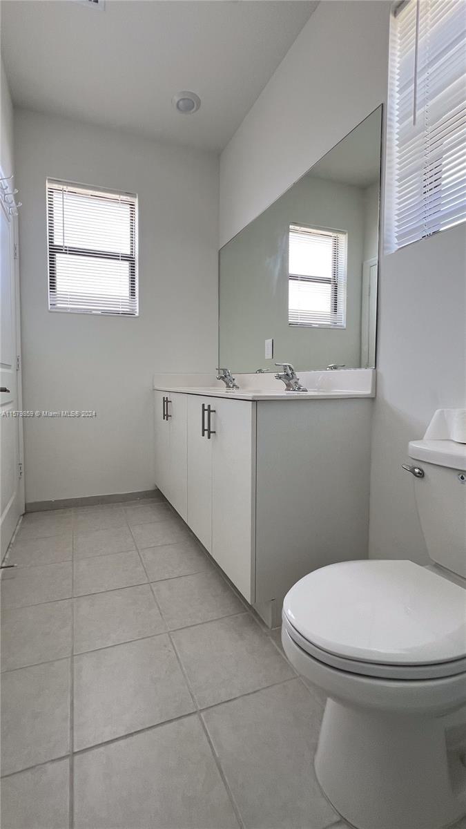 VIA VENTURA NEIGHBORHOOD - Residential Lease