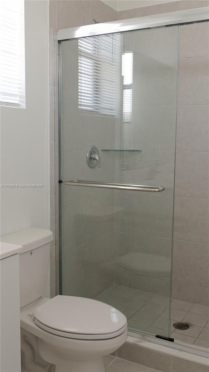 VIA VENTURA NEIGHBORHOOD - Residential Lease
