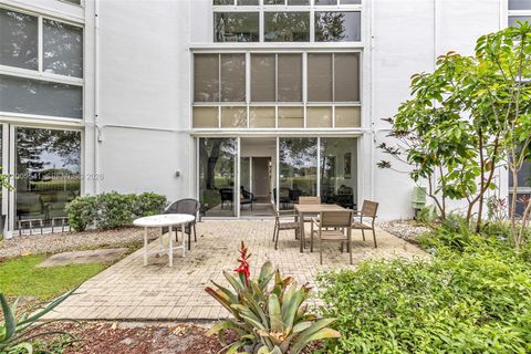 Tiny photo for 1038 Lyndhurst J #1038, Deerfield Beach, FL 33442 (MLS # A12005541)