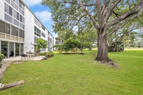 Tiny photo for 1038 Lyndhurst J #1038, Deerfield Beach, FL 33442 (MLS # A12005541)