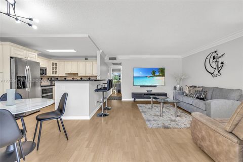Tiny photo for 1038 Lyndhurst J #1038, Deerfield Beach, FL 33442 (MLS # A12005541)