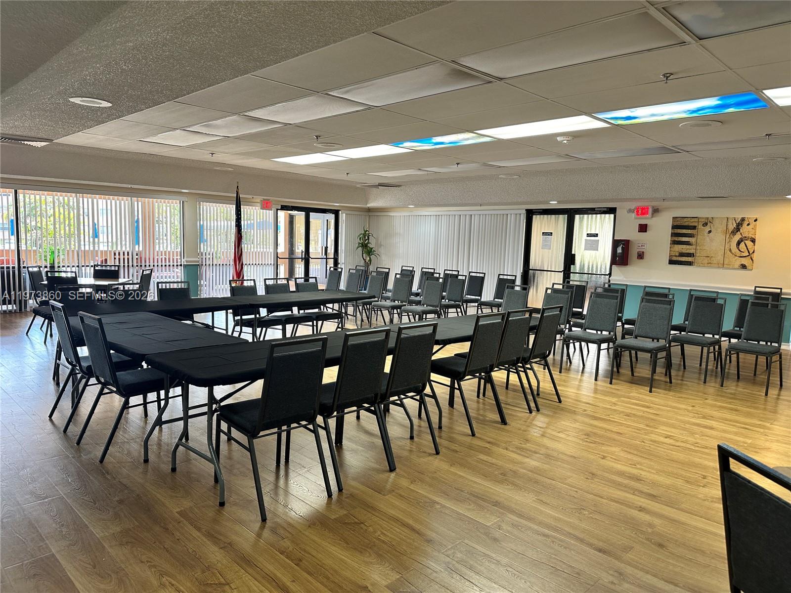 SUNRISE LAKES 218 CONDO - Residential