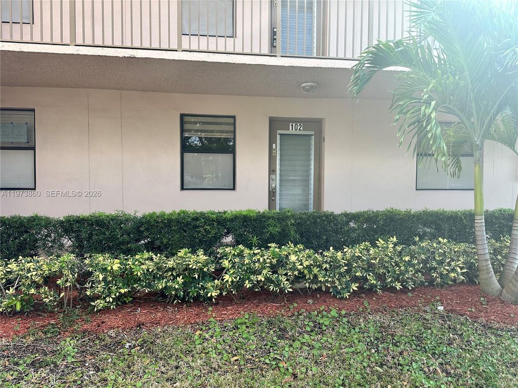Photo of 10434 Sunrise Lakes Blvd #102, Sunrise, FL 33322 (MLS # A11973860)
