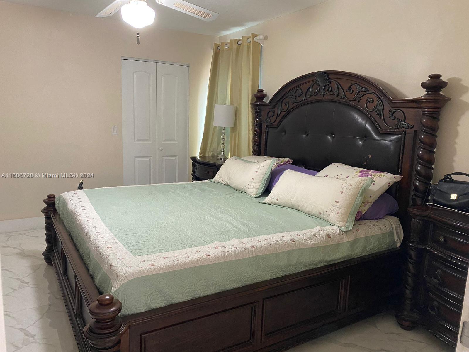 LAKES BY THE BAY SEC 8 - Residential Lease