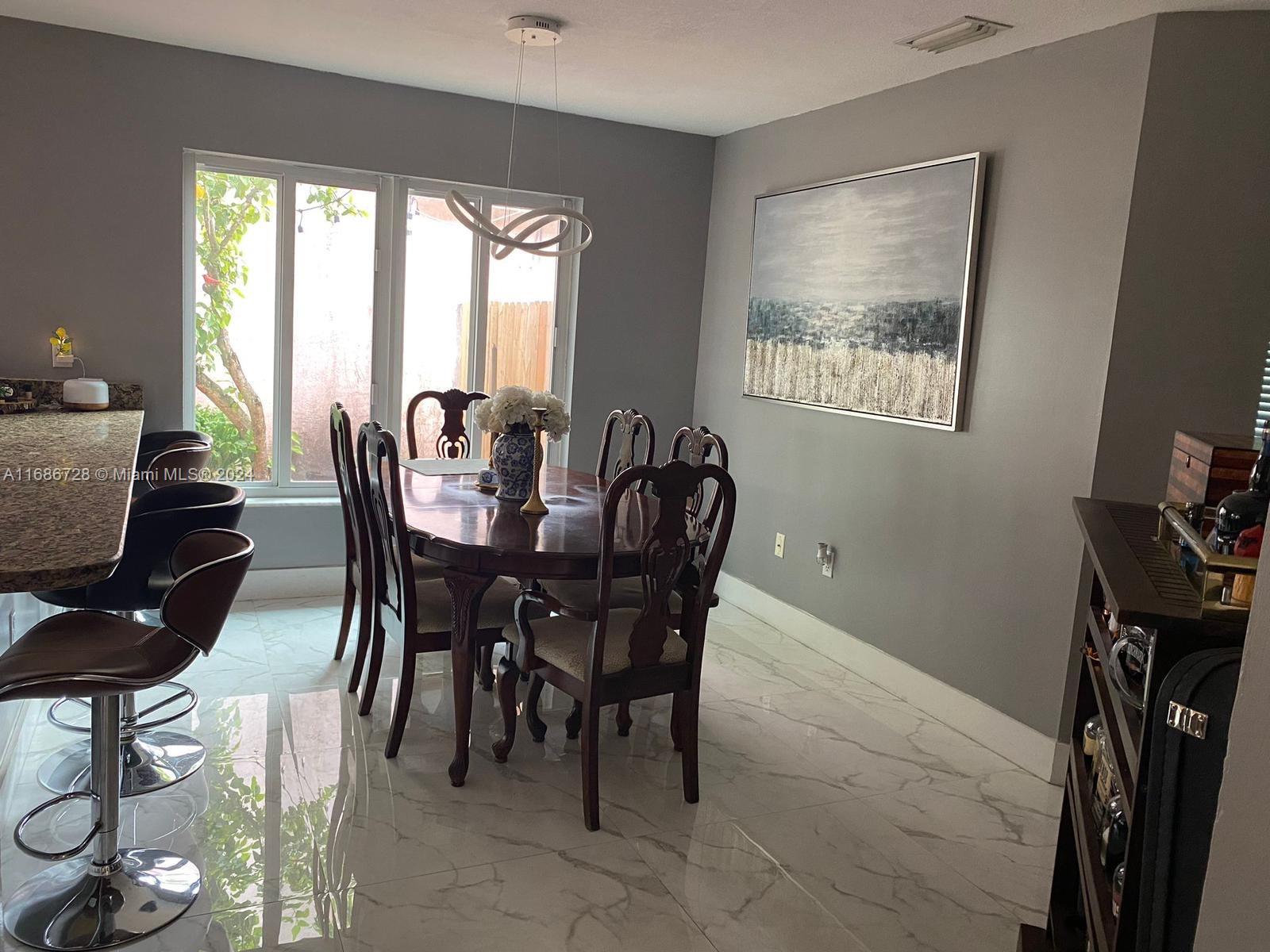 LAKES BY THE BAY SEC 8 - Residential Lease