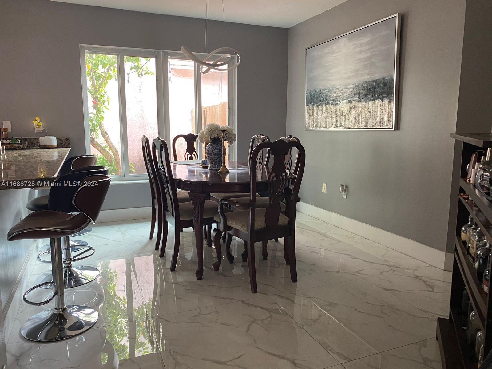LAKES BY THE BAY SEC 8 - Residential Lease