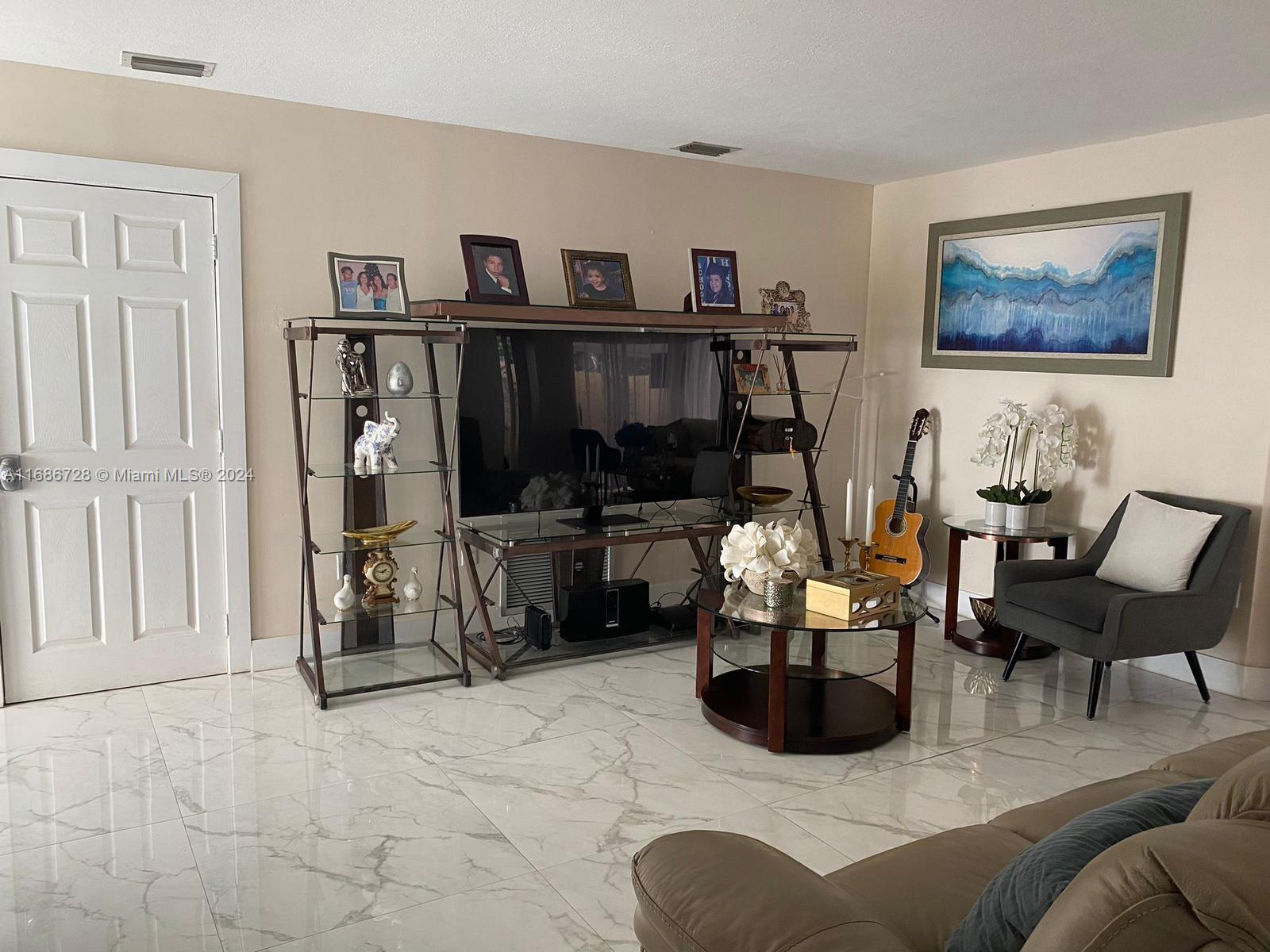 LAKES BY THE BAY SEC 8 - Residential Lease