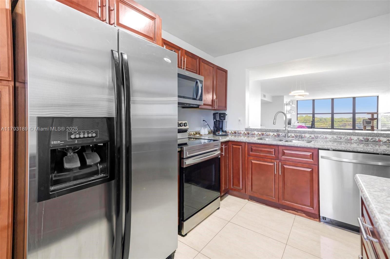 2767 S Carambola Cir S 506