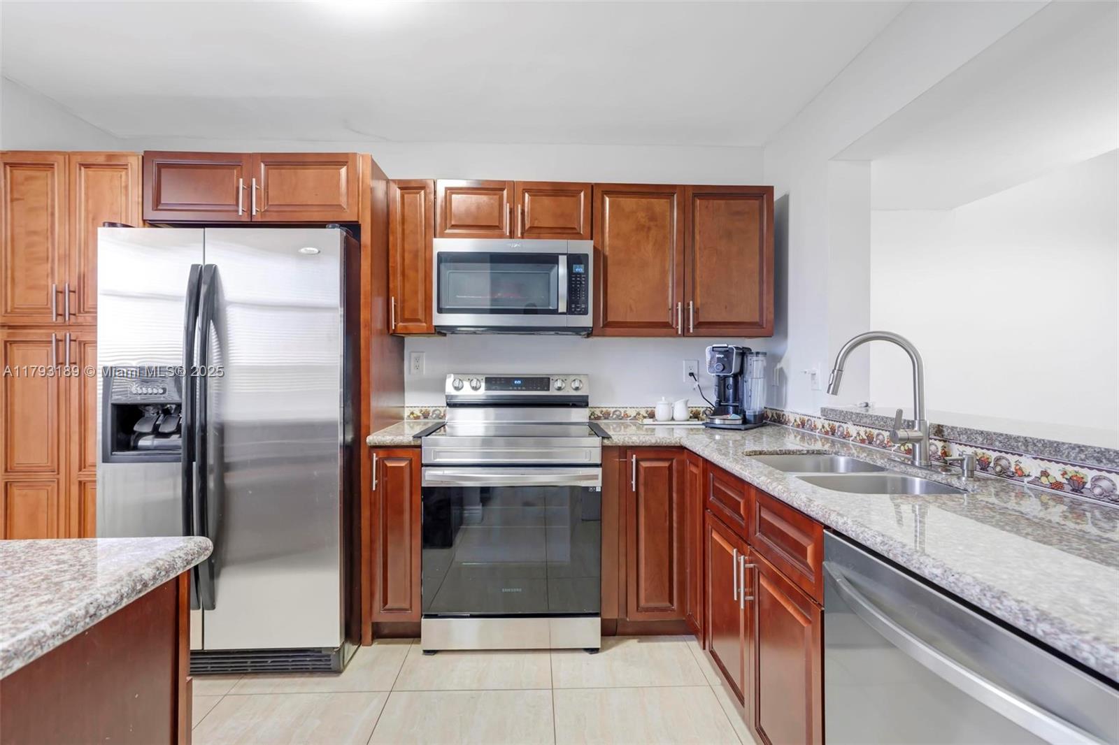 2767 S Carambola Cir S 506