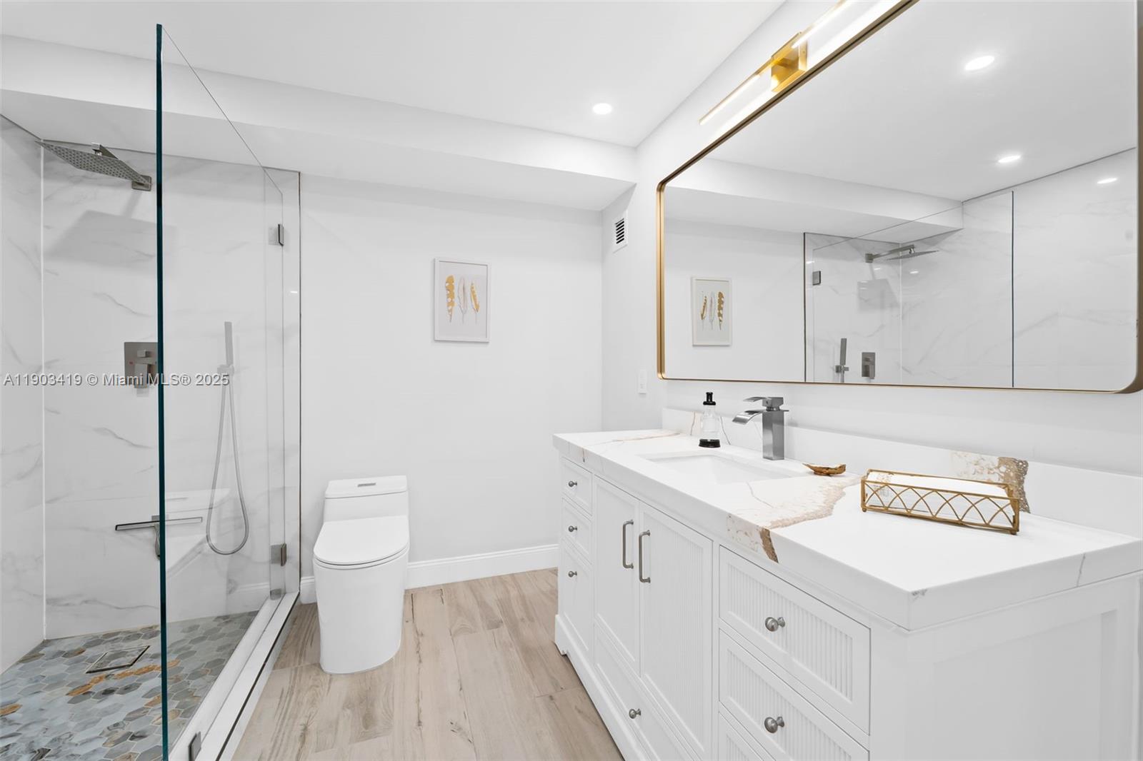 SEA MONARCH CONDO - Residential