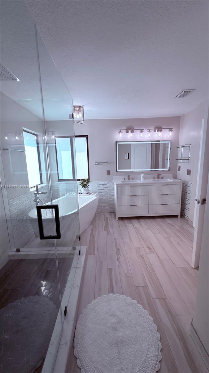 MILLER COVE FIRST ADDITIO - Residential