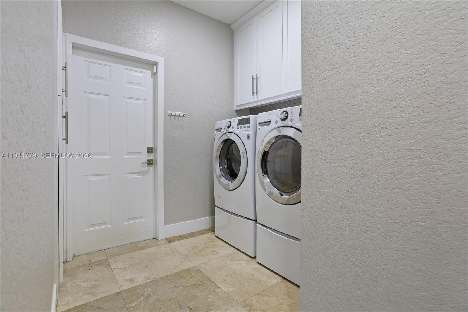 MILLER COVE FIRST ADDITIO - Residential