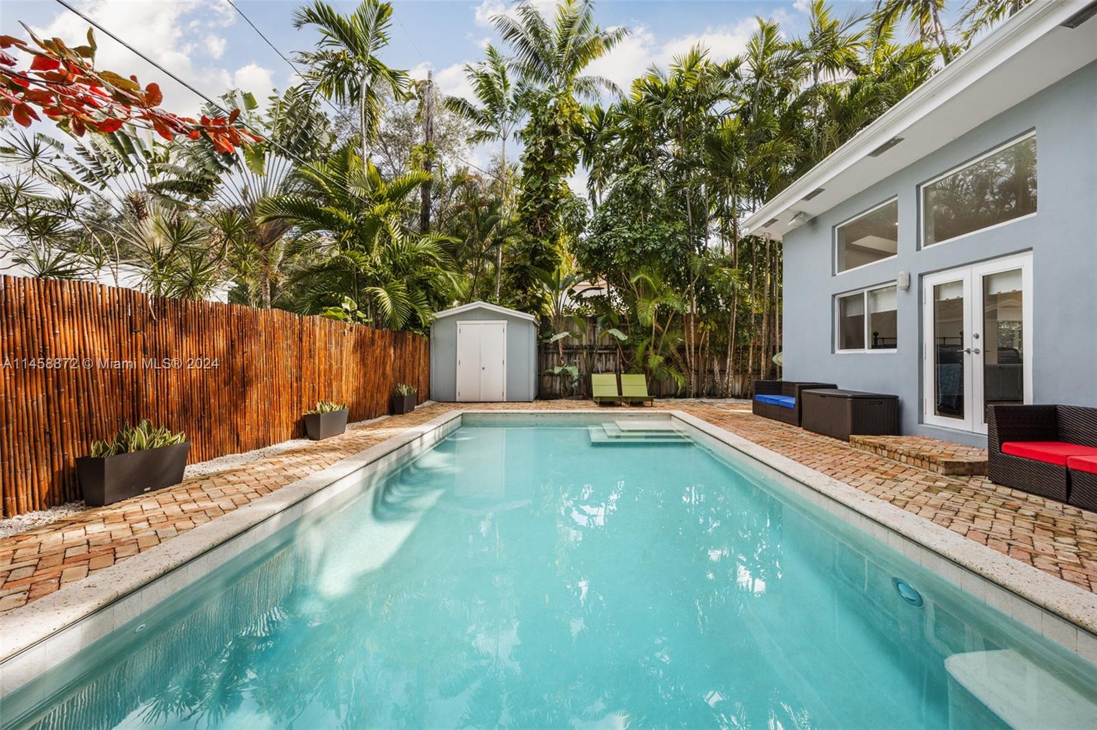 SUNSHINE VISTAS - Residential