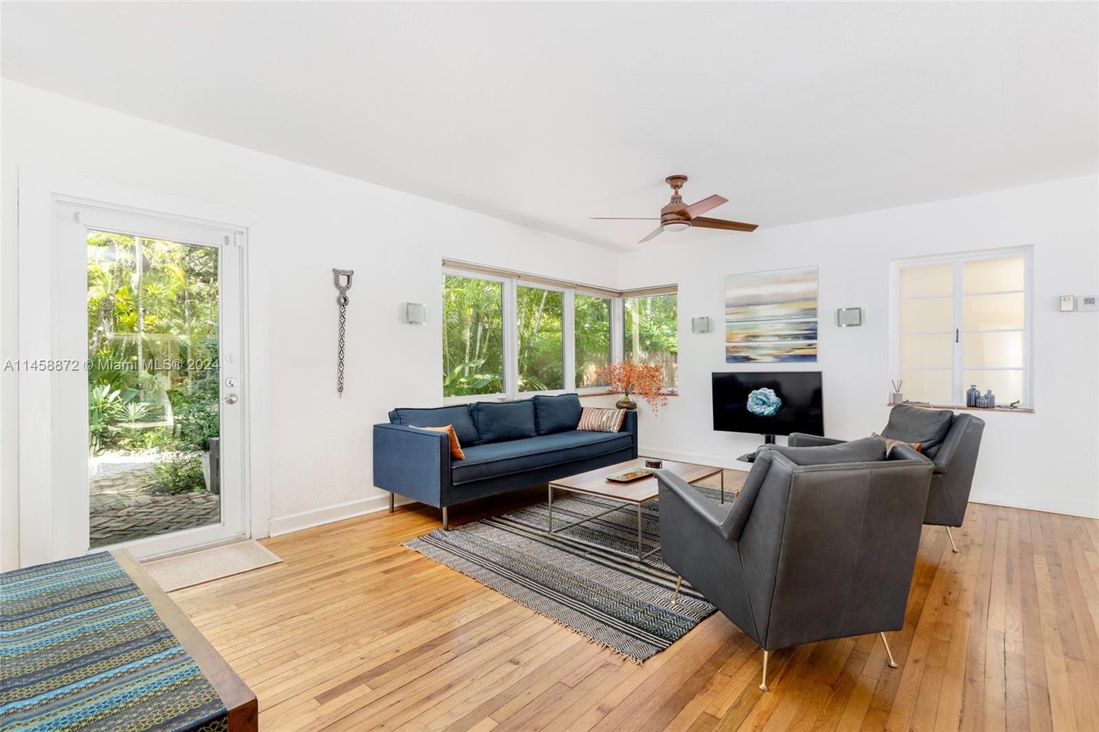 SUNSHINE VISTAS - Residential