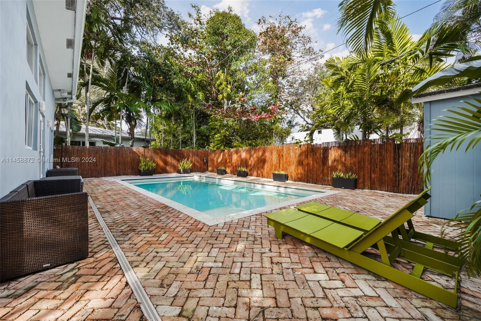 SUNSHINE VISTAS - Residential